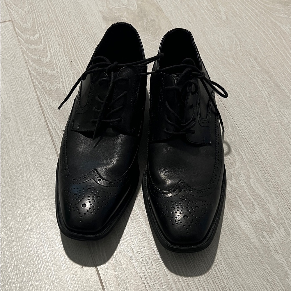 Men's Black Leather Dress Shoes